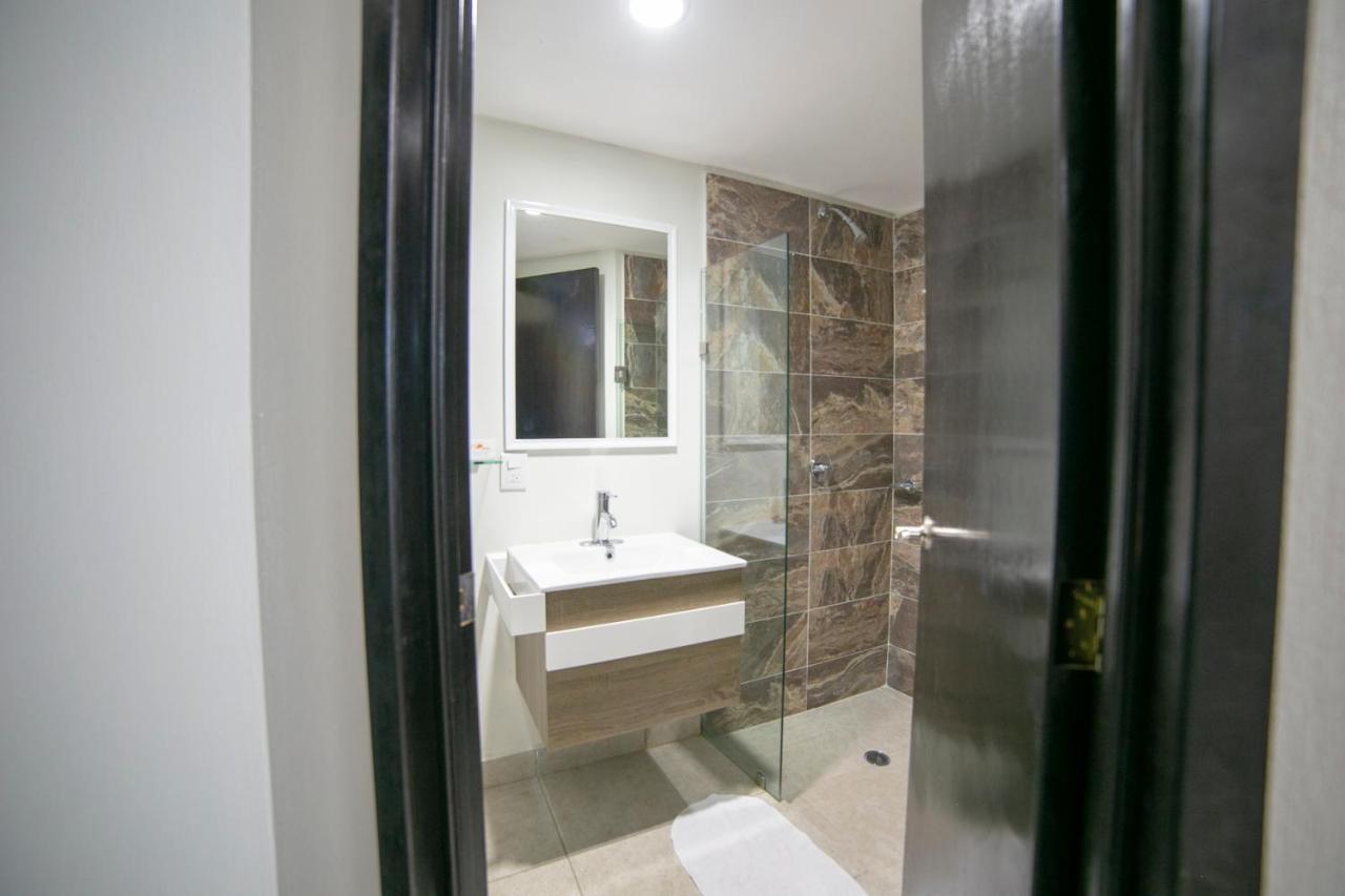 Hotel Rs Suites Tuxtla Gutiérrez Kültér fotó